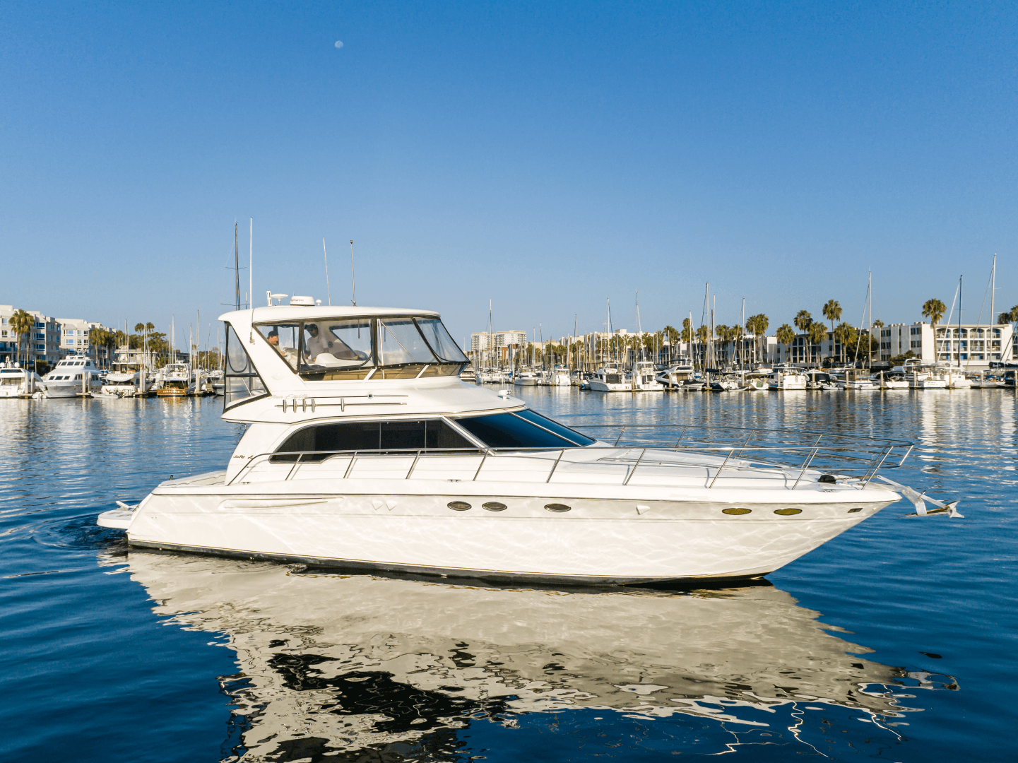 Oasis — 1998 · 51' · 3 Cabins · Pre-Owned