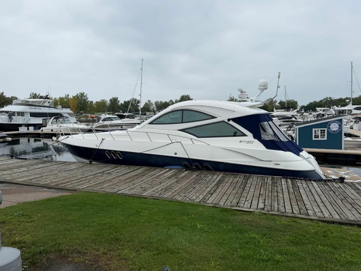 2013 Cruisers Yachts 540 Sports Coupe — 2013 · 54' · Pre-Owned