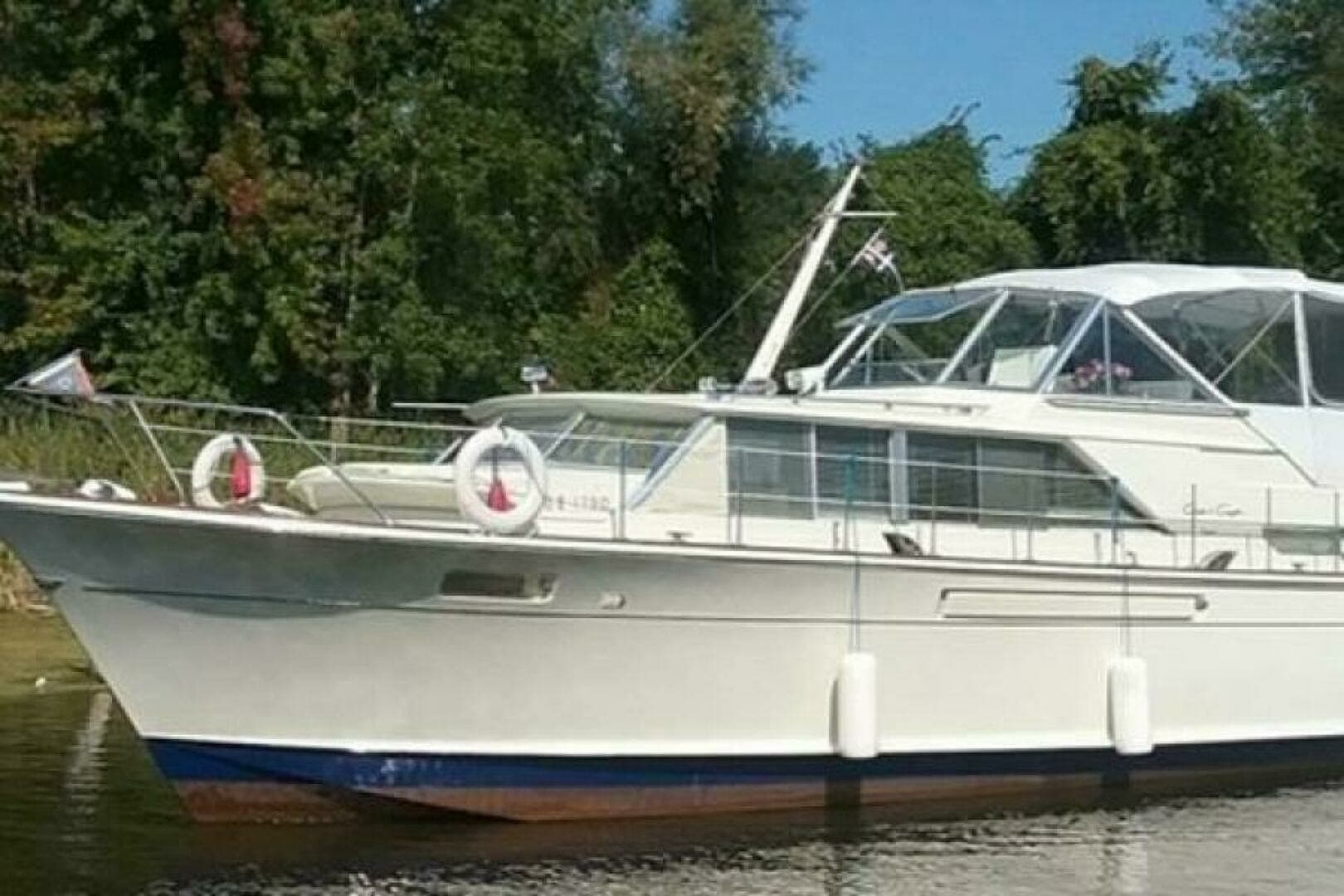 1970 Chris-Craft 42 Commander — 1970 · 42' · Pre-Owned