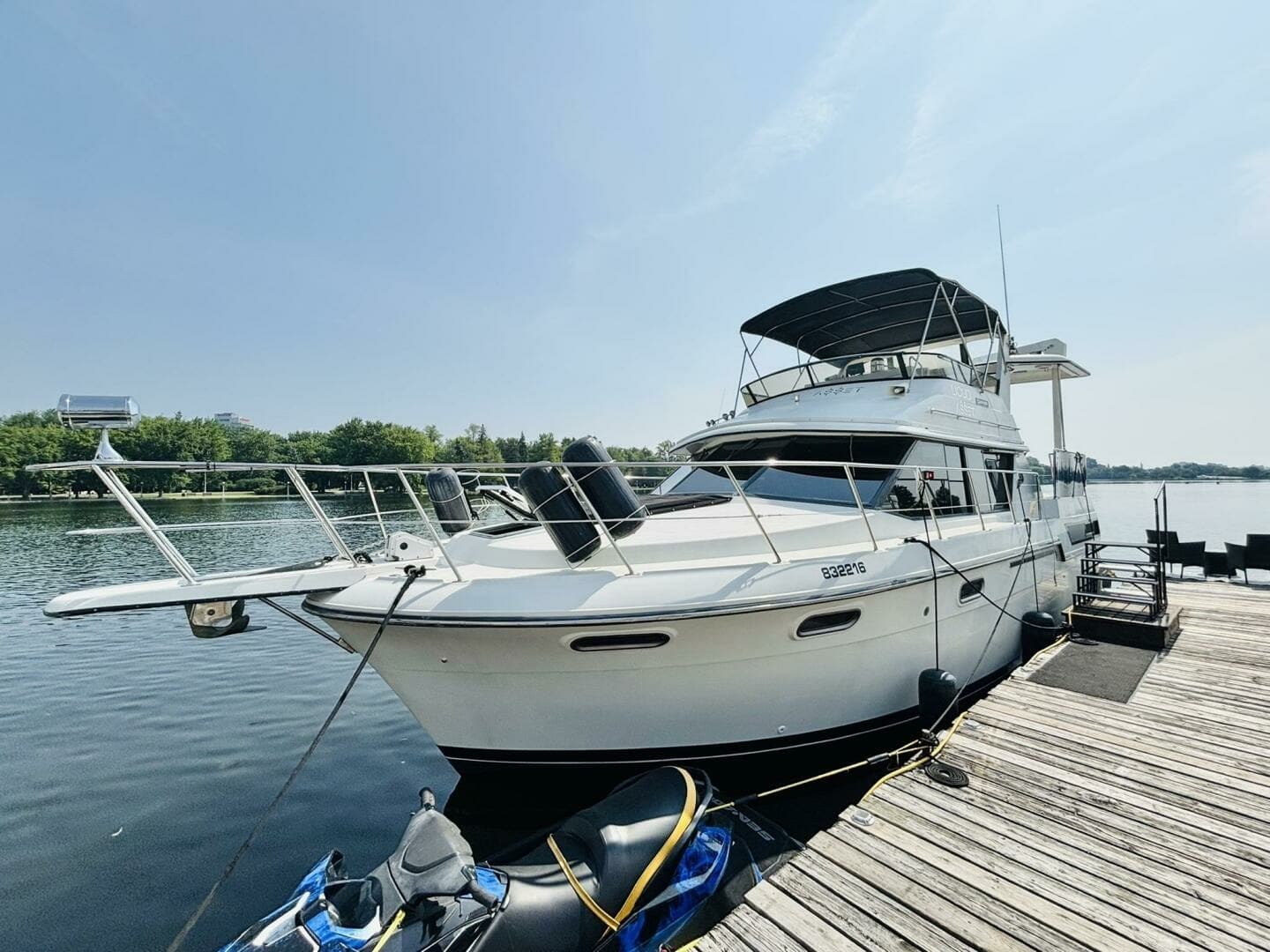 1988 Carver 3807 AFT CABIN — 1988 · 38' · Pre-Owned