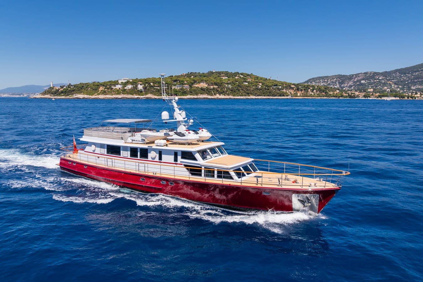 TEMPEST WS — 1963 · 104.99' · 4 Cabins · Pre-Owned