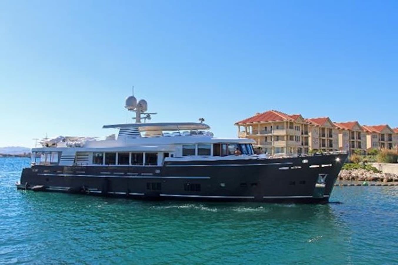 121 FT EXPLORER 37 — 2026 · 121' · Pre-Owned