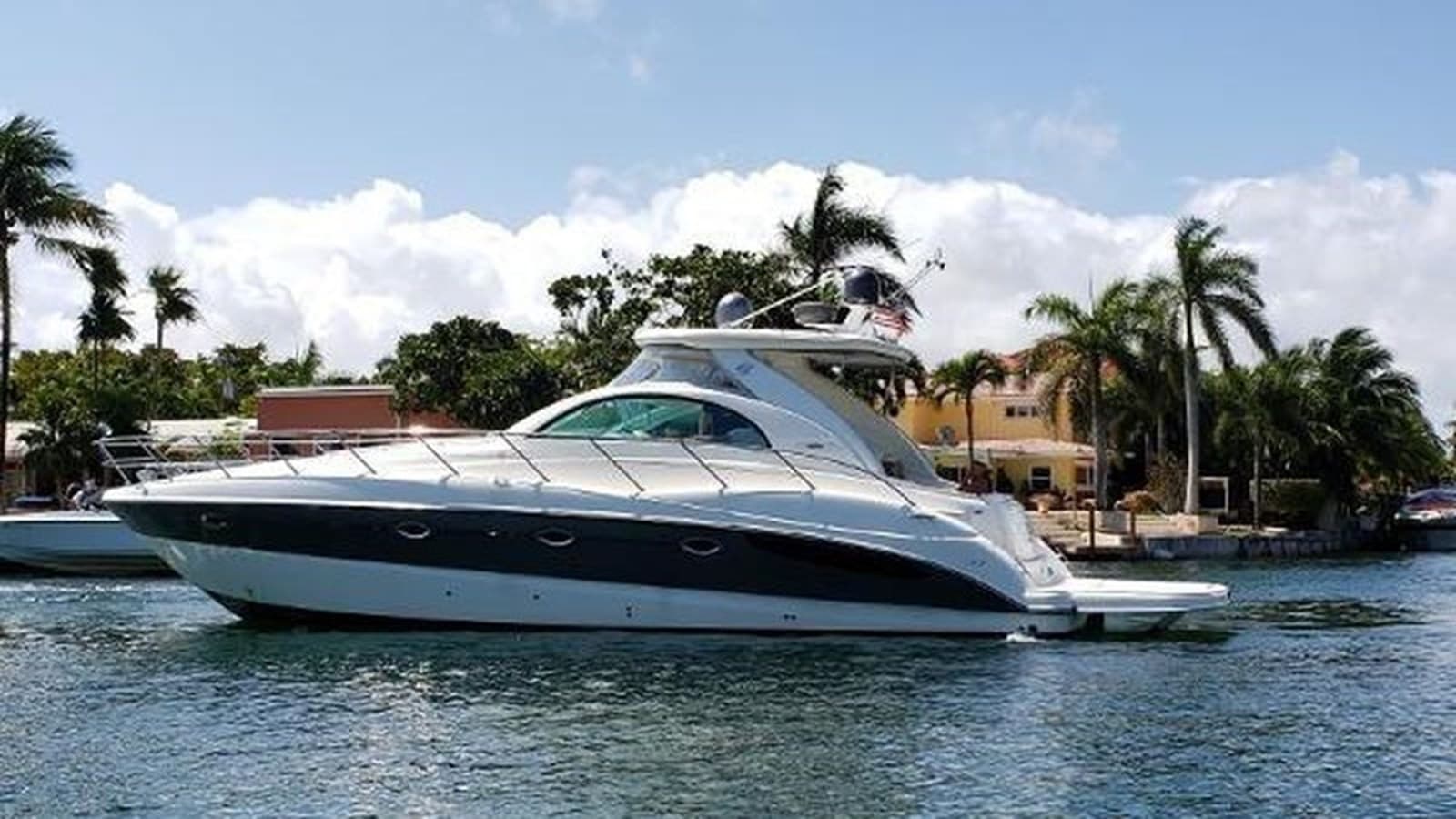 ZUZUBEM — 2002 · 41.99' · Pre-Owned
