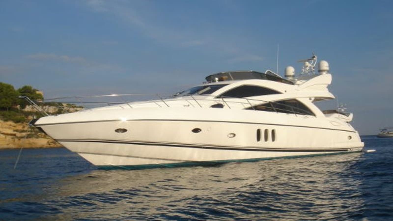 PURA VIDA — 2006 · 65.98' · 2 Cabins · Pre-Owned