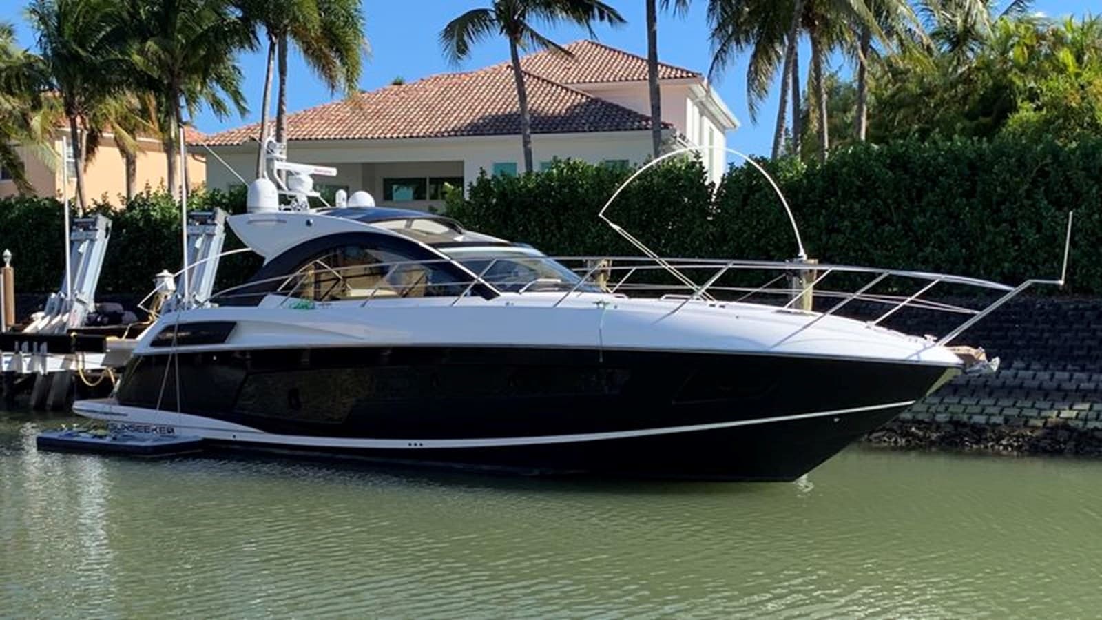 SMITTEN — 2014 · 48' · 2 Cabins · Pre-Owned