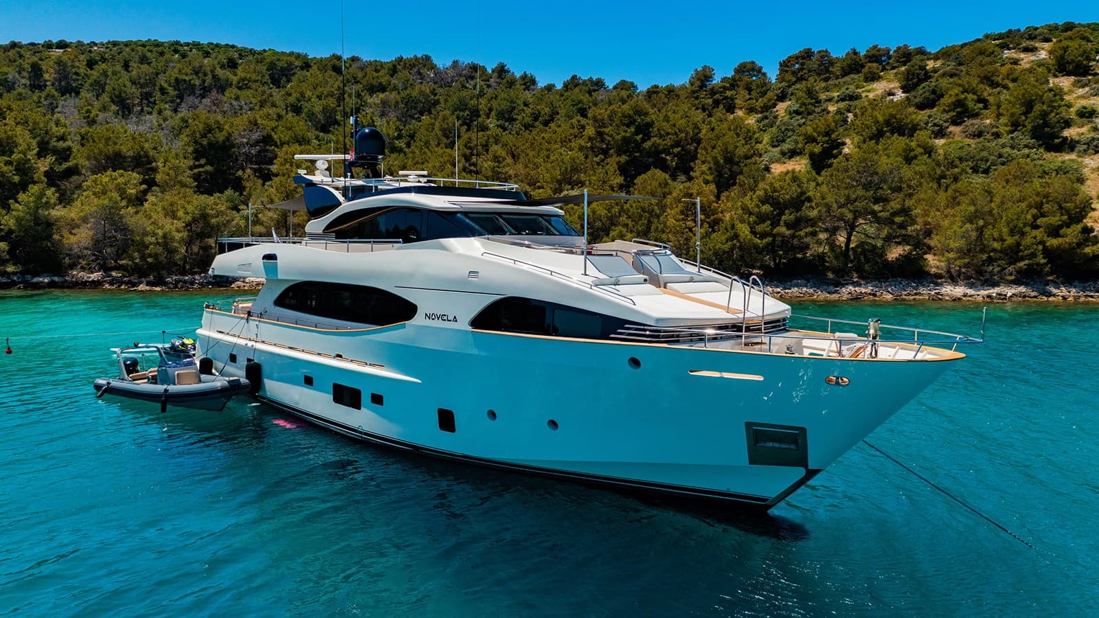 NOVELA — 2000 · 100.39' · 4 Cabins · Pre-Owned