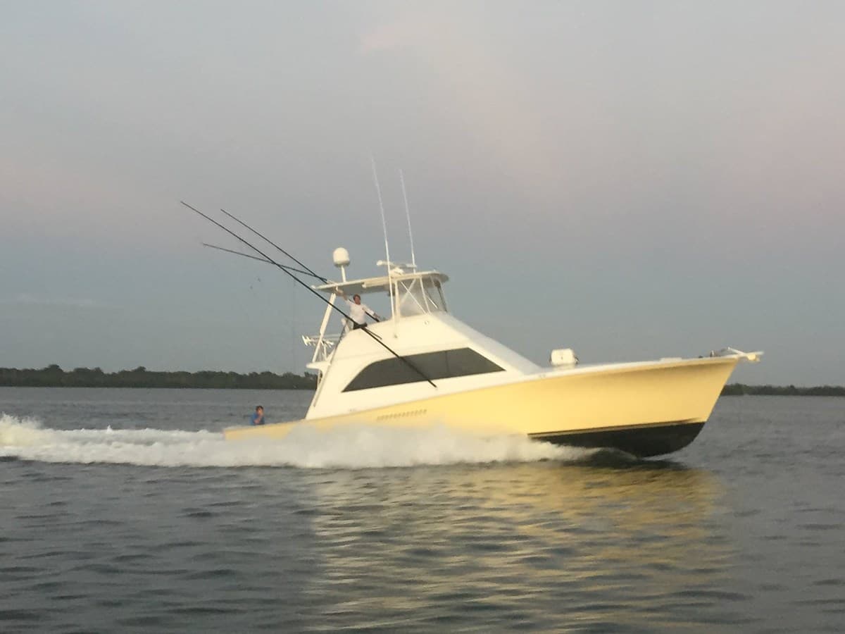 DIRTY SECRET — 1987 · 48' · 3 Cabins · Pre-Owned