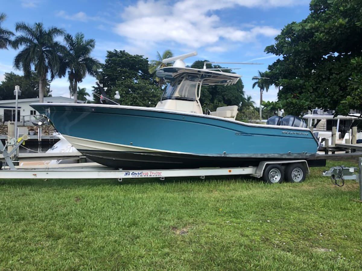 - — 2018 · 26.97' · Pre-Owned