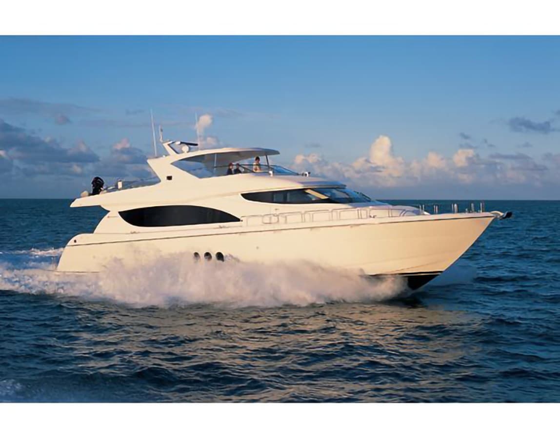 HATGS618A606 — 2006 · 79.99' · 4 Cabins · Pre-Owned