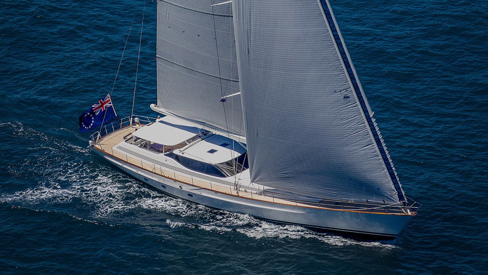 MISS SILVER — 1995 · 118.5' · 4 Cabins · Pre-Owned