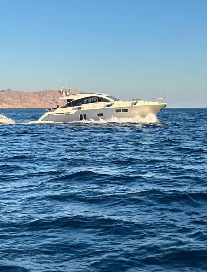 M/Y KAYAN — 2010 · 59.28' · 3 Cabins · Pre-Owned