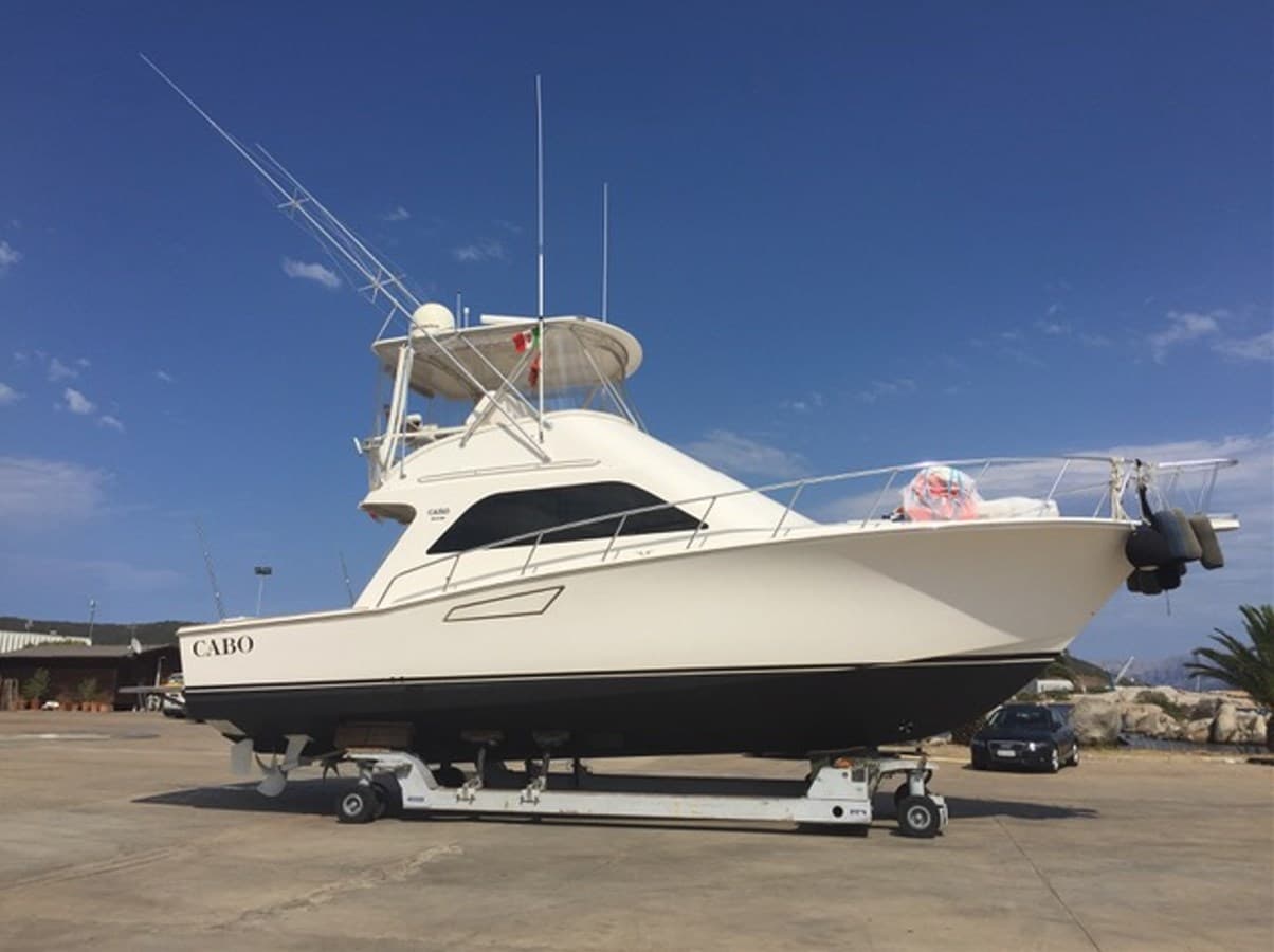 ONE MORE CHIVAS — 2006 · 42.98' · 2 Cabins · Pre-Owned
