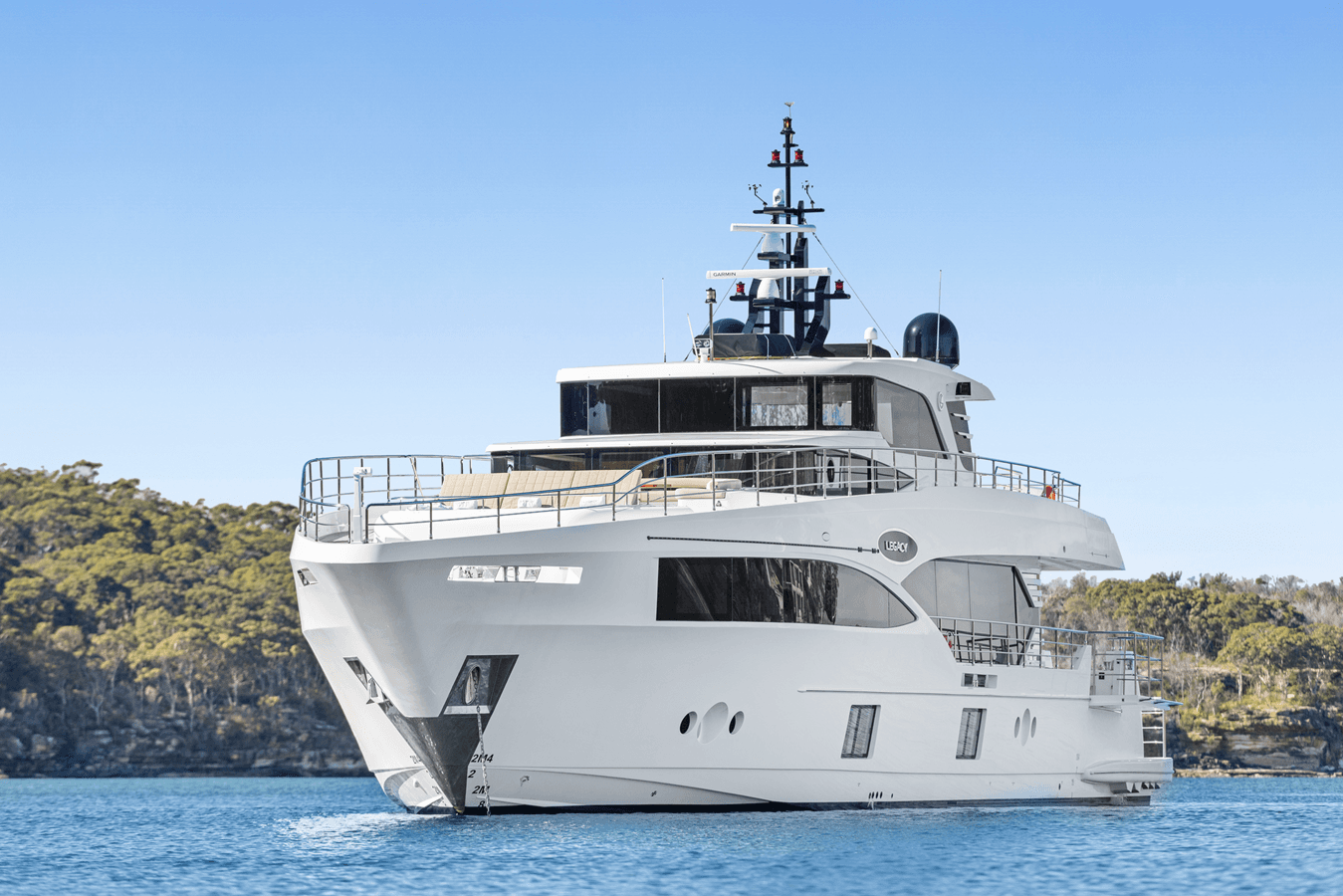 M/Y LEGACY — 2017 · 105.31' · 5 Cabins · Pre-Owned