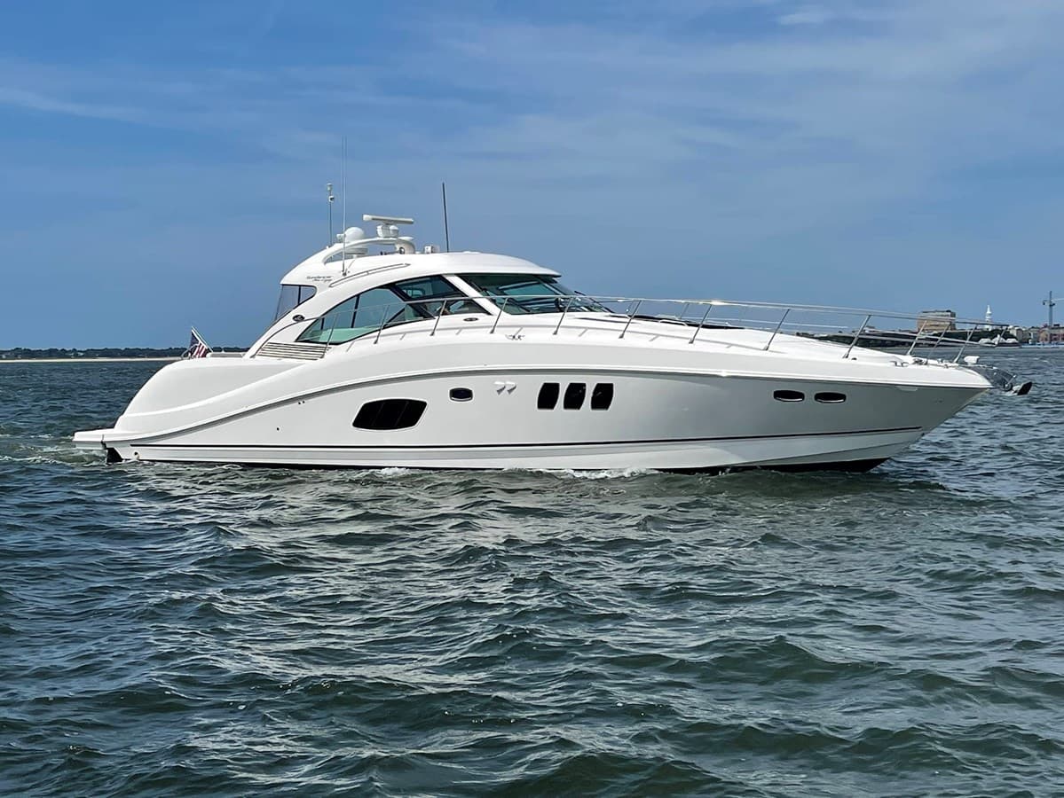 AT'S AHMIBOTE V — 2010 · 59.97' · 2 Cabins · Pre-Owned