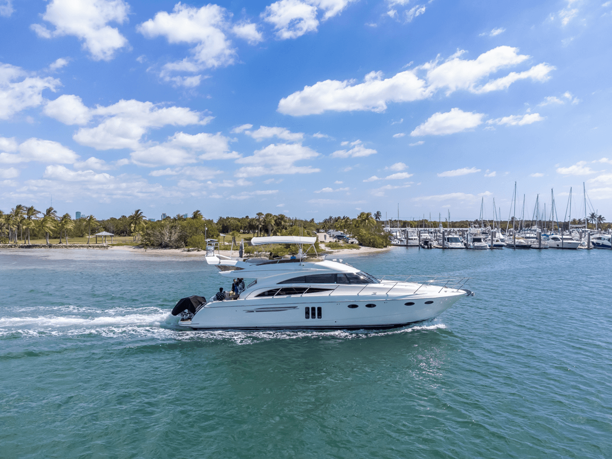 BEST DAY EVER — 2008 · 57.97' · 3 Cabins · Pre-Owned