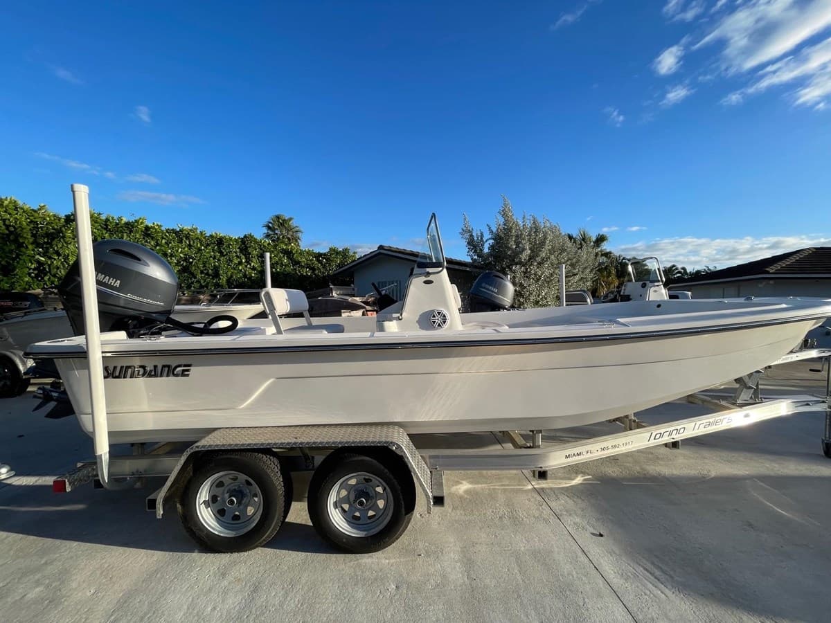 2023 SUNDANCE DX20 — 2023 · 19.65' · Pre-Owned