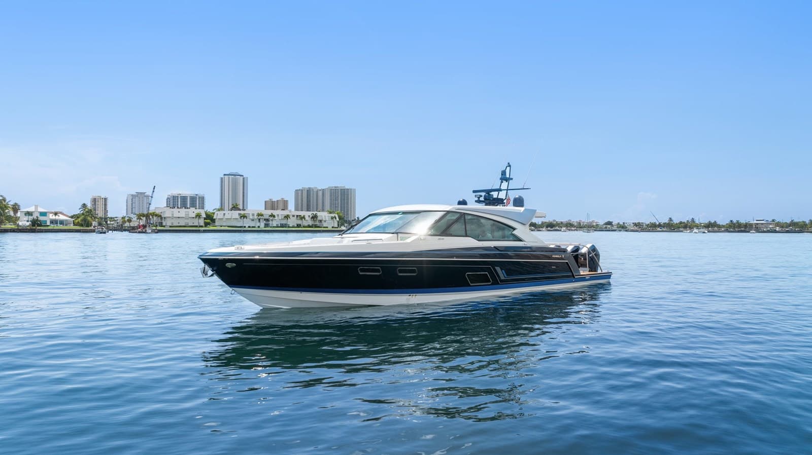 ON COURSE — 2022 · 49.97' · 1 Cabin · Pre-Owned