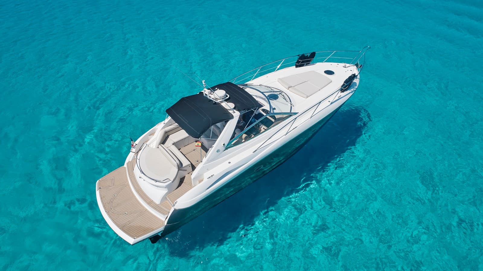 SUNSEEKER PORTOFINO 46 — 2004 · 43.31' · 2 Cabins · Pre-Owned
