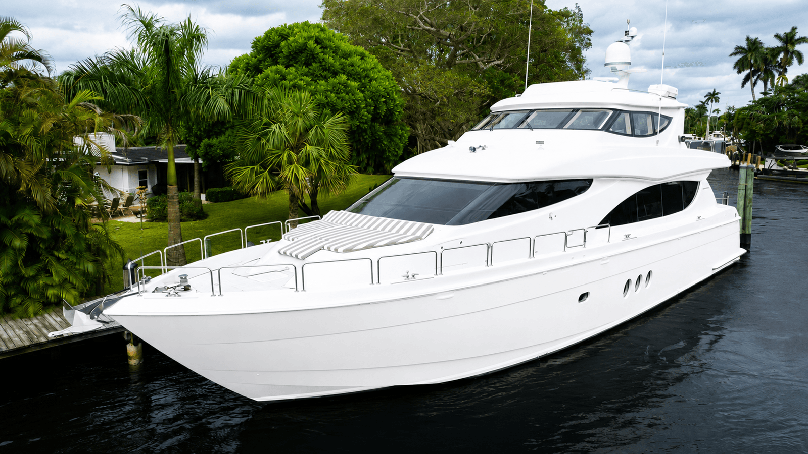 TOP SHELF — 2007 · 79.99' · 4 Cabins · Pre-Owned