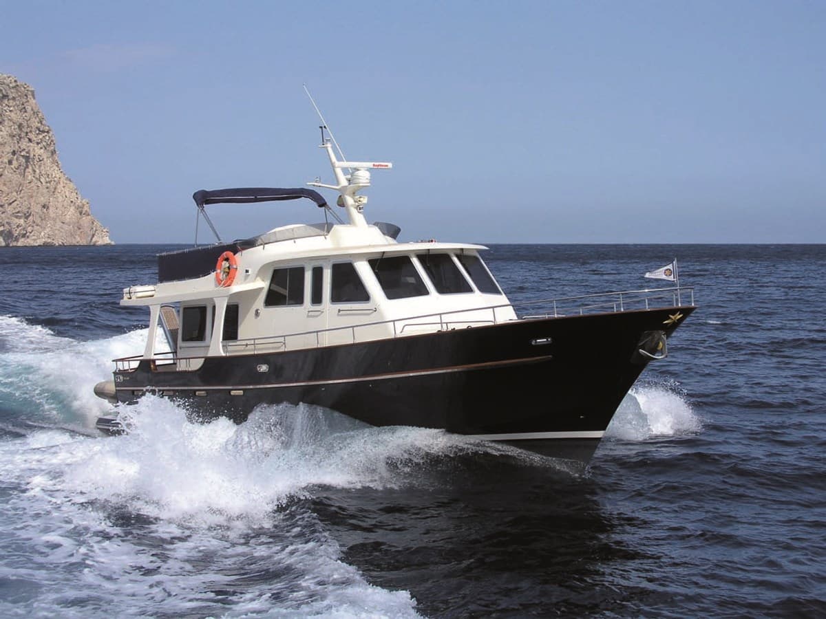 EL GEORGES — 1999 · 48.23' · 3 Cabins · Pre-Owned