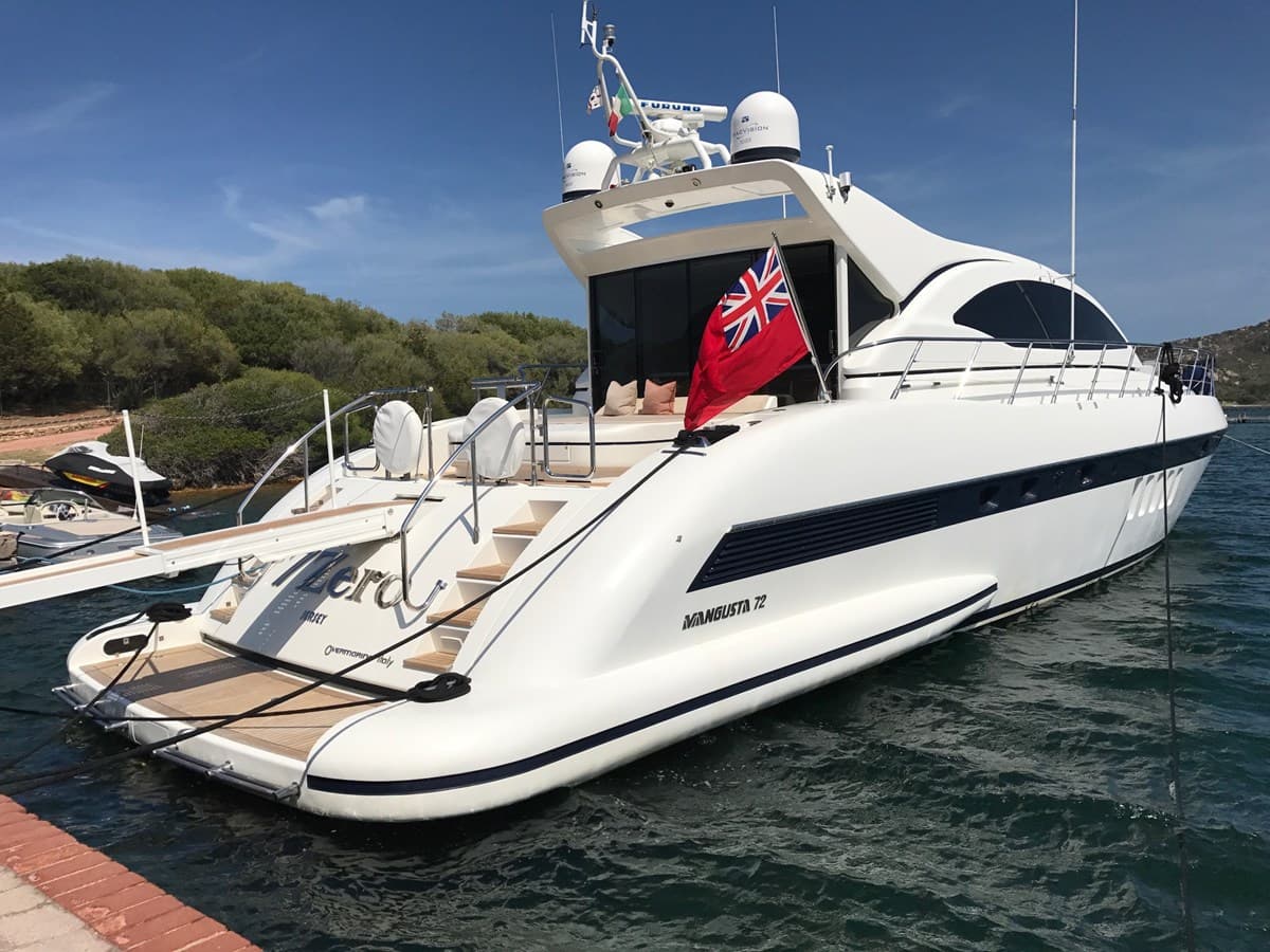 SEVEN ZERO — 2007 · 72.74' · 3 Cabins · Pre-Owned