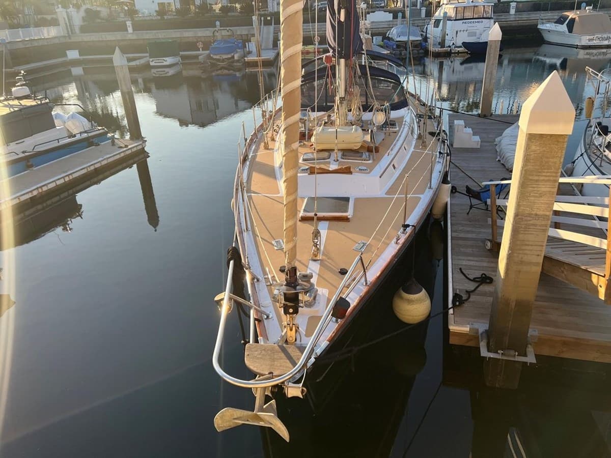 1981 GULFSTAR SLOOP 60 — 1981 · 59.97' · 4 Cabins · Pre-Owned