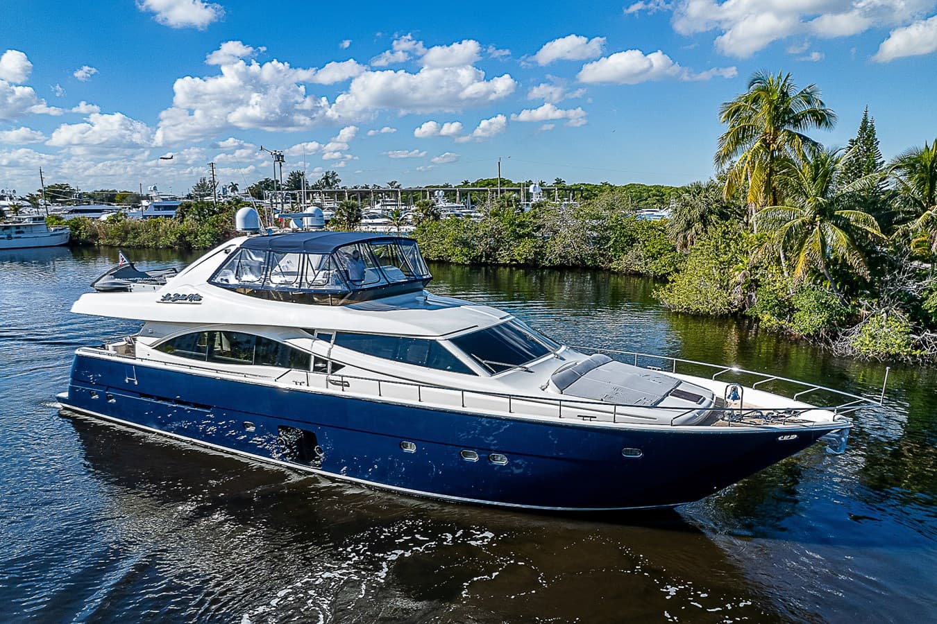 LA BELLA VITA — 2006 · 82.97' · 4 Cabins · Pre-Owned