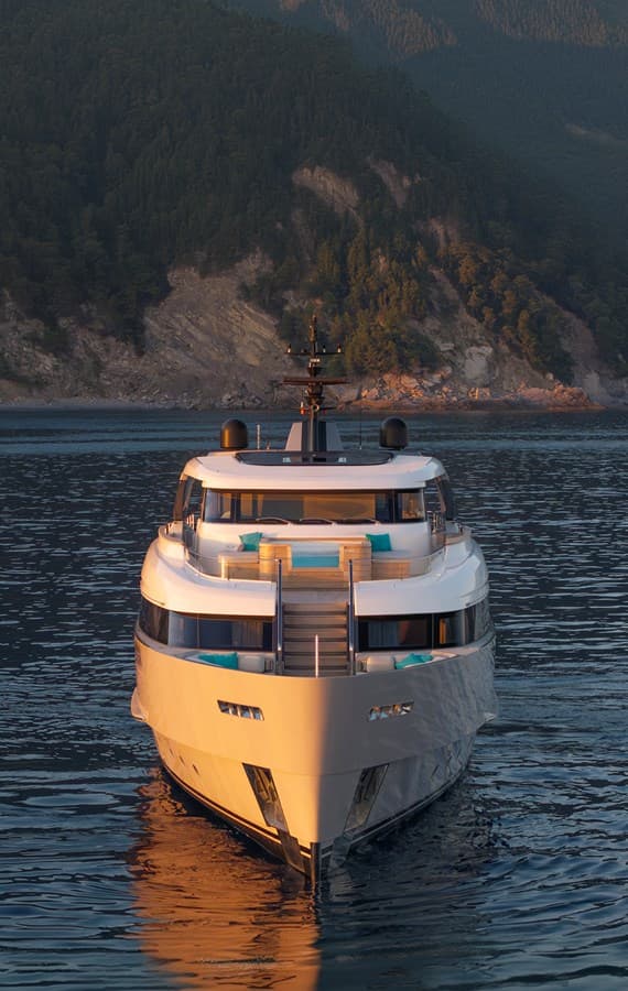 SD96 — 2022 · 94.91' · 5 Cabins · Pre-Owned