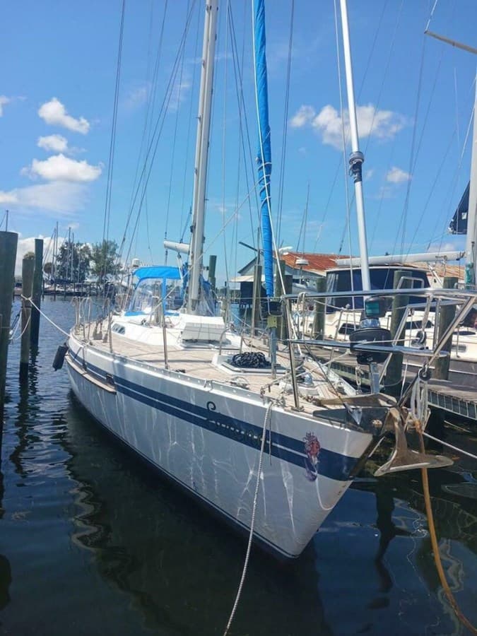 SIRENA — 1991 · 55.48' · 3 Cabins · Pre-Owned