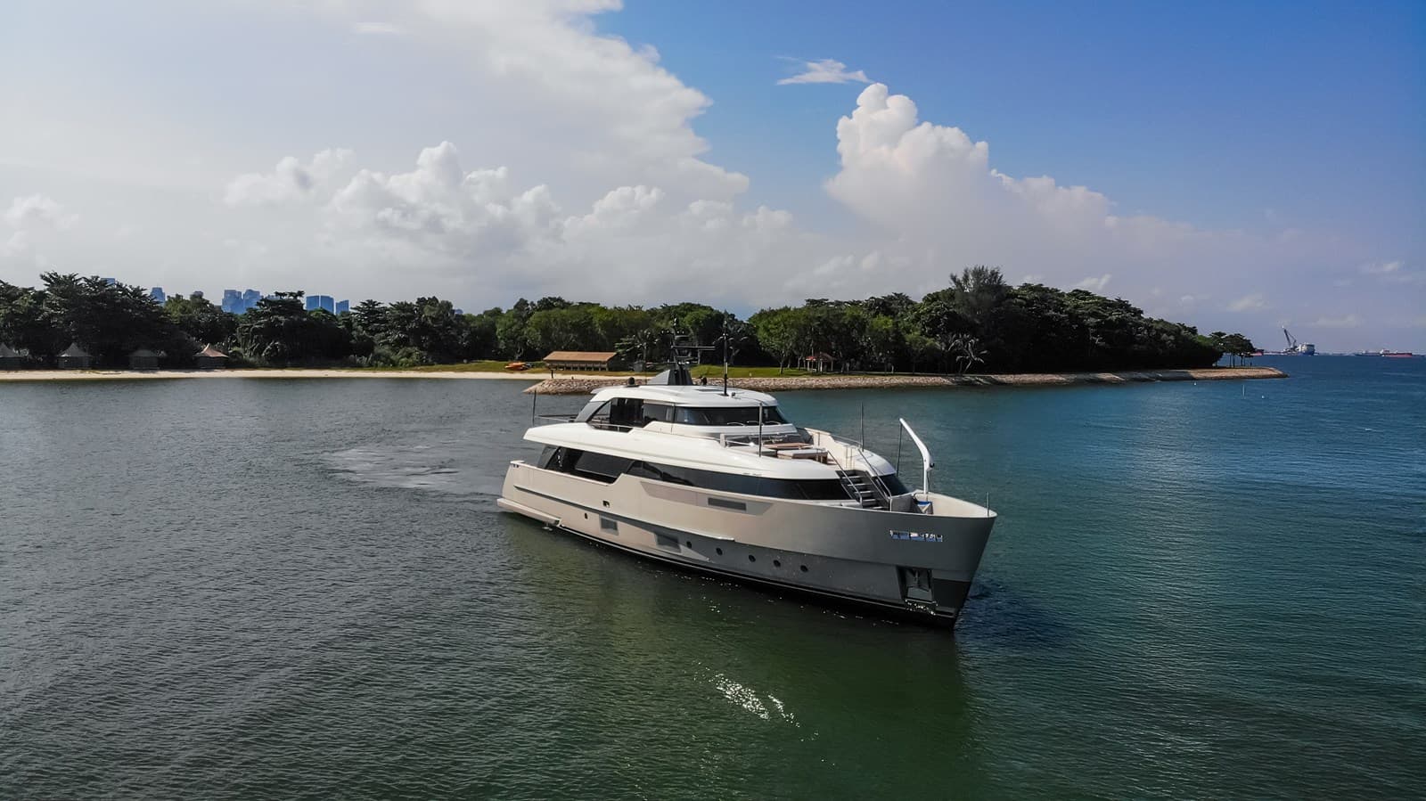 SANLORENZO SD96 — 2021 · 95.41' · 4 Cabins · Pre-Owned