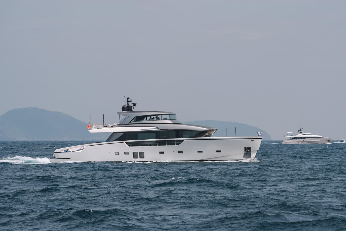 SANLORENZO SX88 — 2023 · 87.47' · 4 Cabins · Pre-Owned