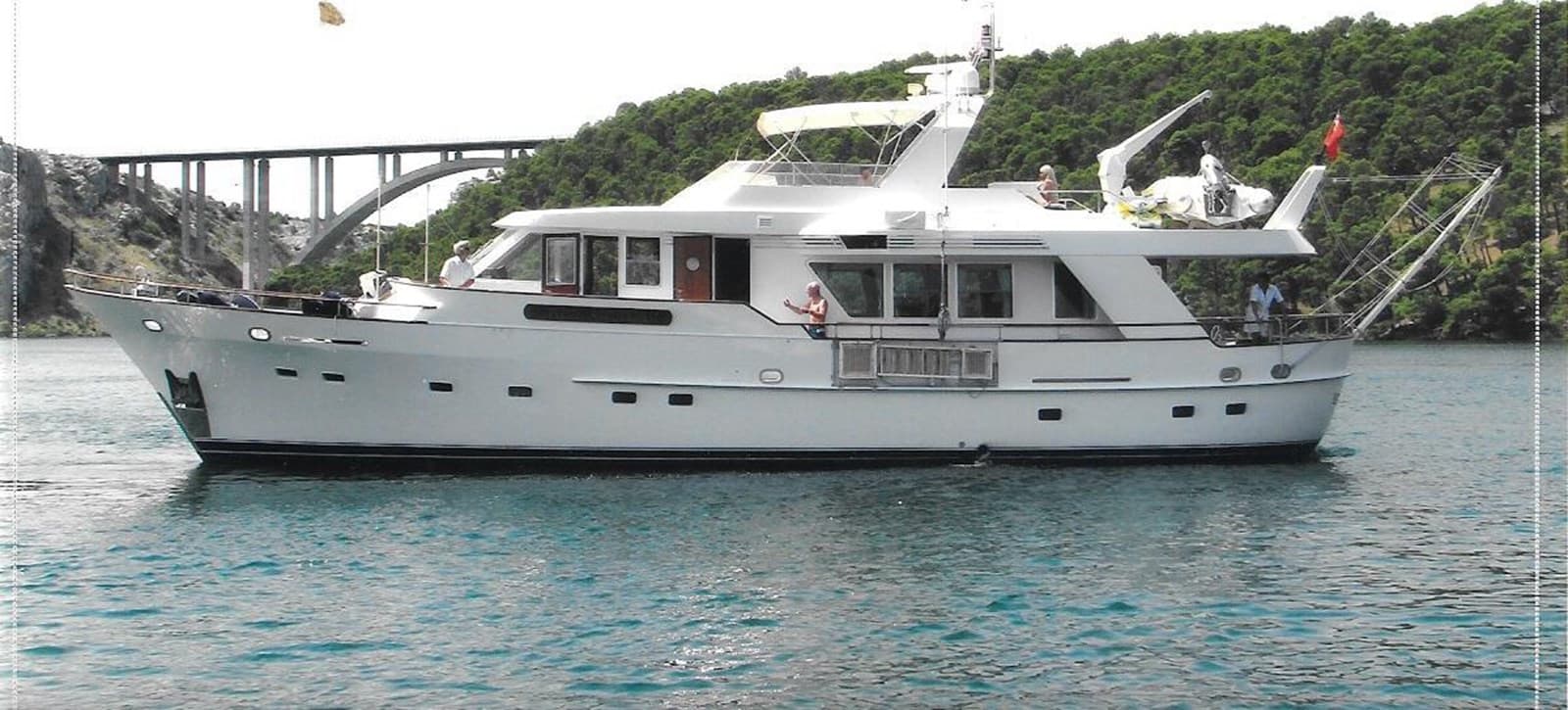 REX AQUILA — 1988 · 72.18' · 4 Cabins · Pre-Owned