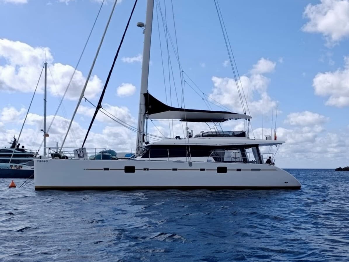 MISSION — 2005 · 59.97' · 4 Cabins · Pre-Owned
