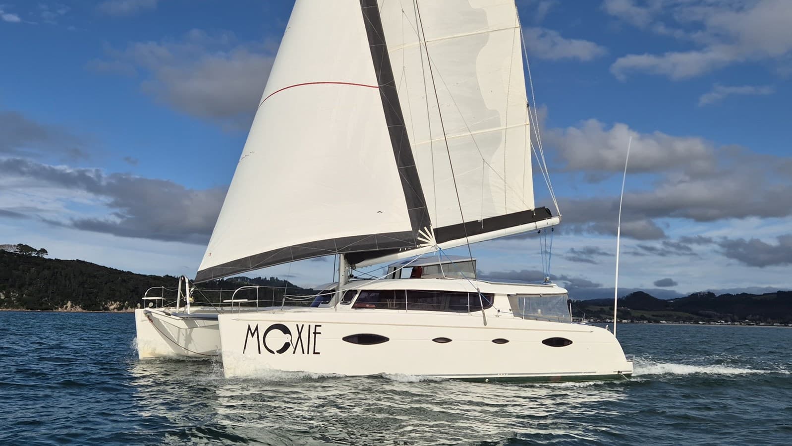 MOXIE — 2007 · 47.9' · 3 Cabins · Pre-Owned