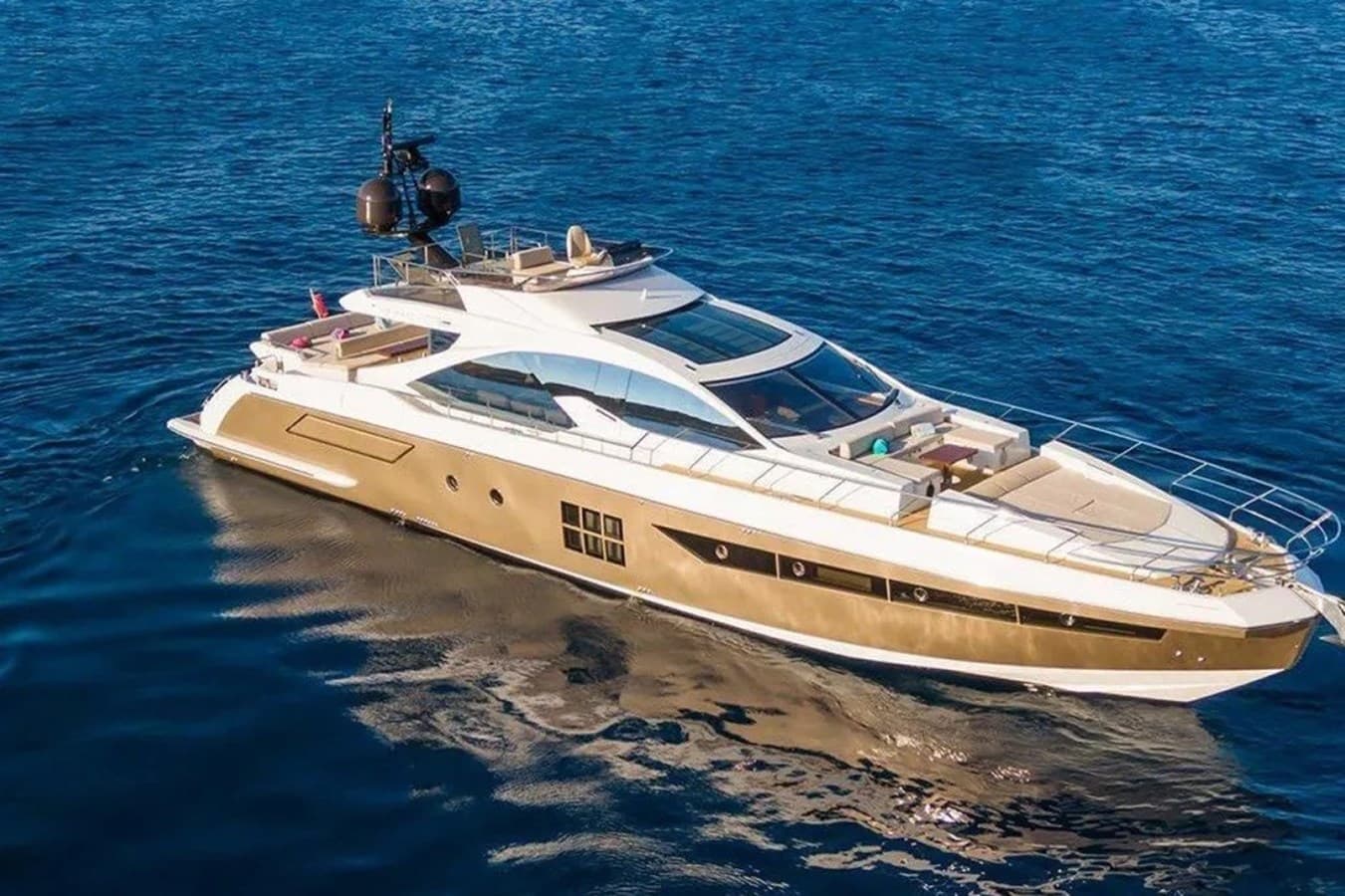 10009846 — 2016 · 80.58' · 4 Cabins · Pre-Owned