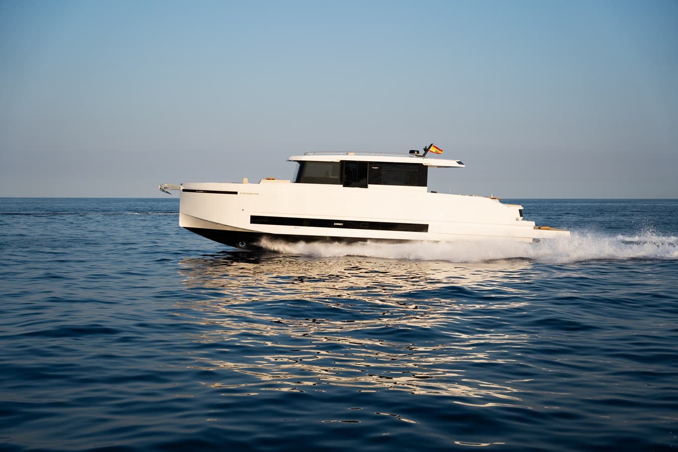 SIENTE EL MAR — 2026 · 60.7' · 2 Cabins · Pre-Owned