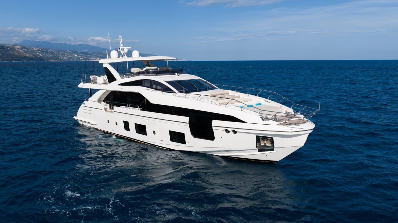 ANA — 2018 · 87.86' · 5 Cabins · Pre-Owned