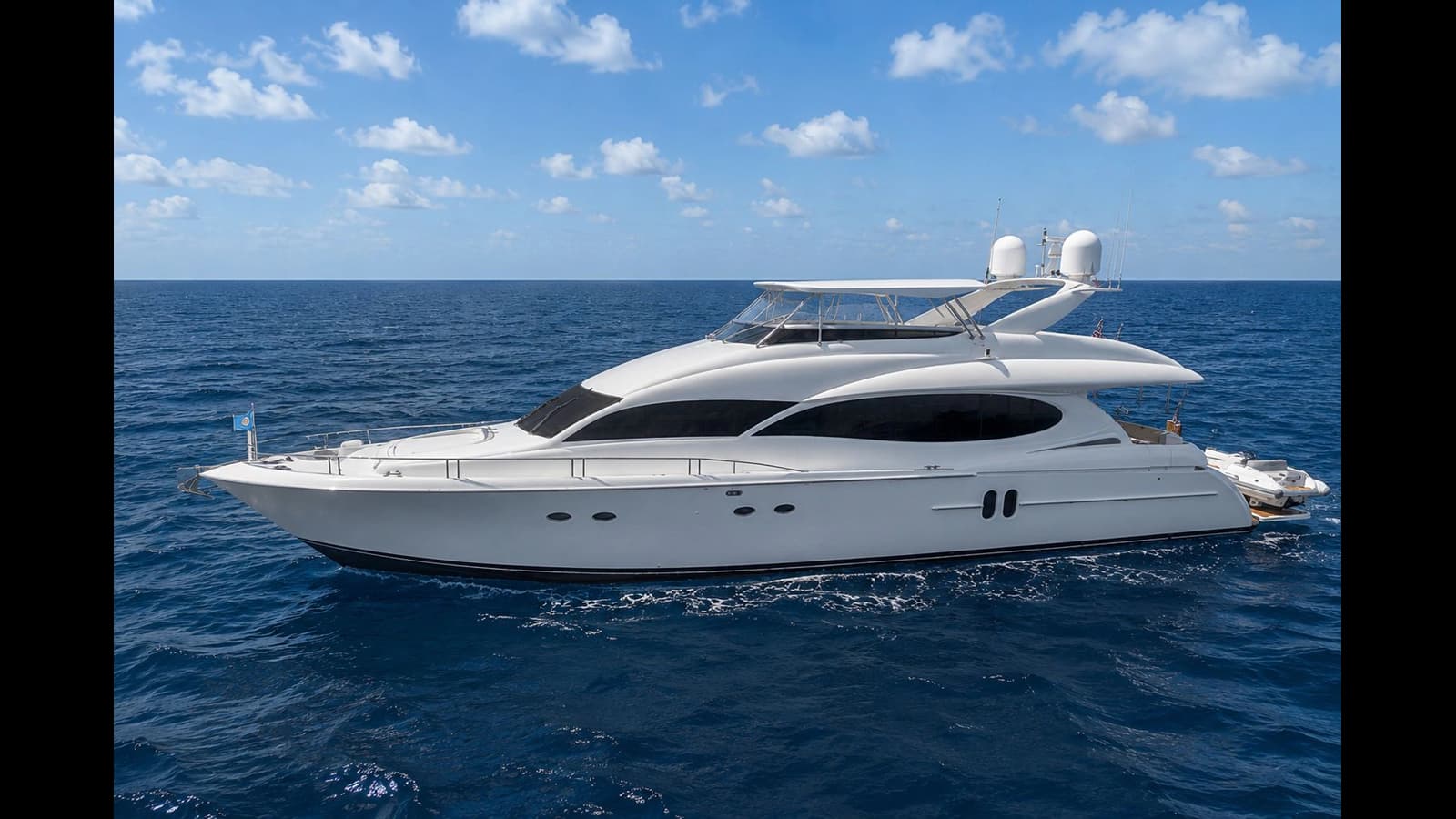HELIOS — 2004 · 79.99' · 5 Cabins · Pre-Owned