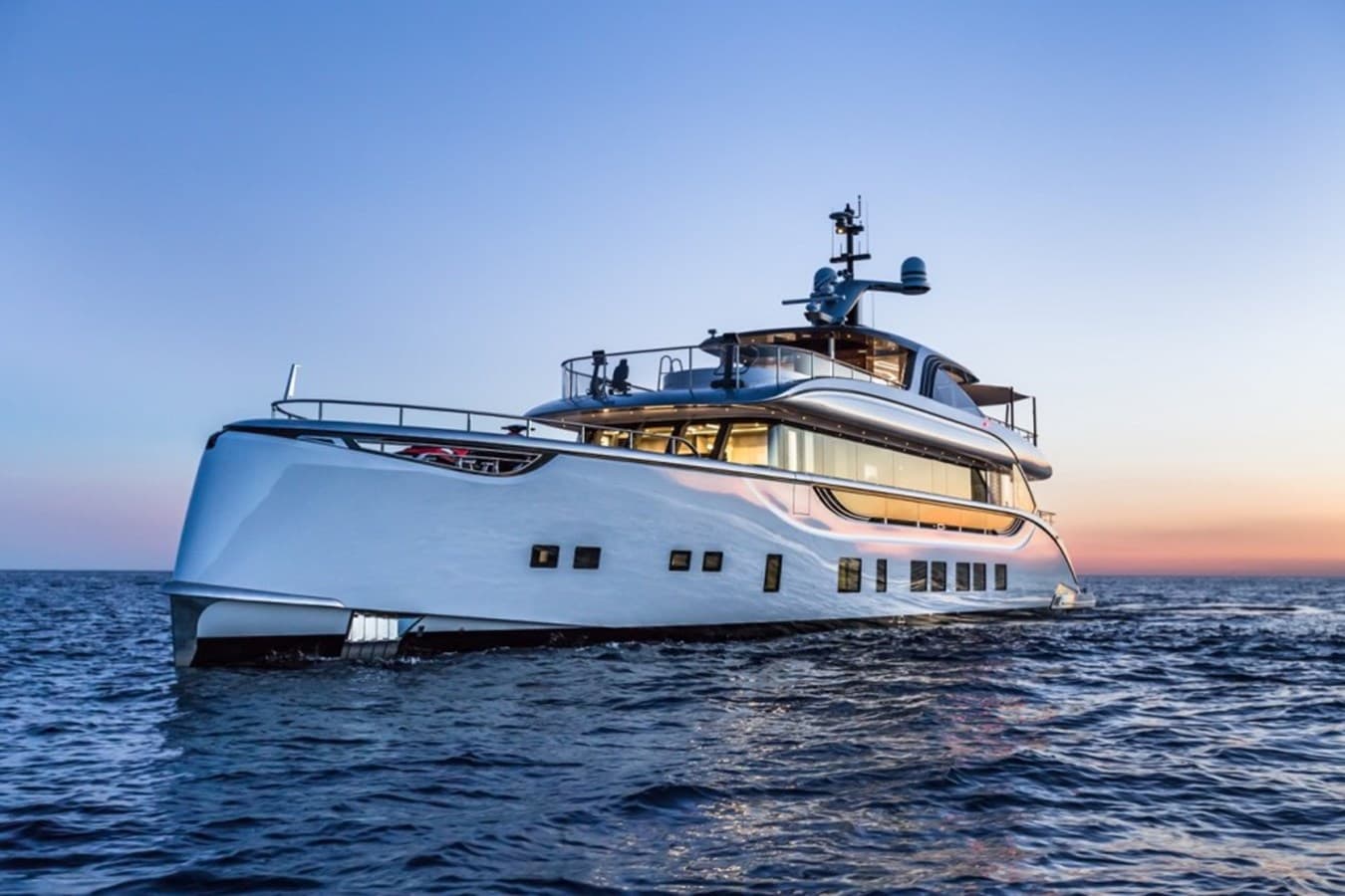 JETSETTER — 2017 · 126.64' · 4 Cabins · Pre-Owned