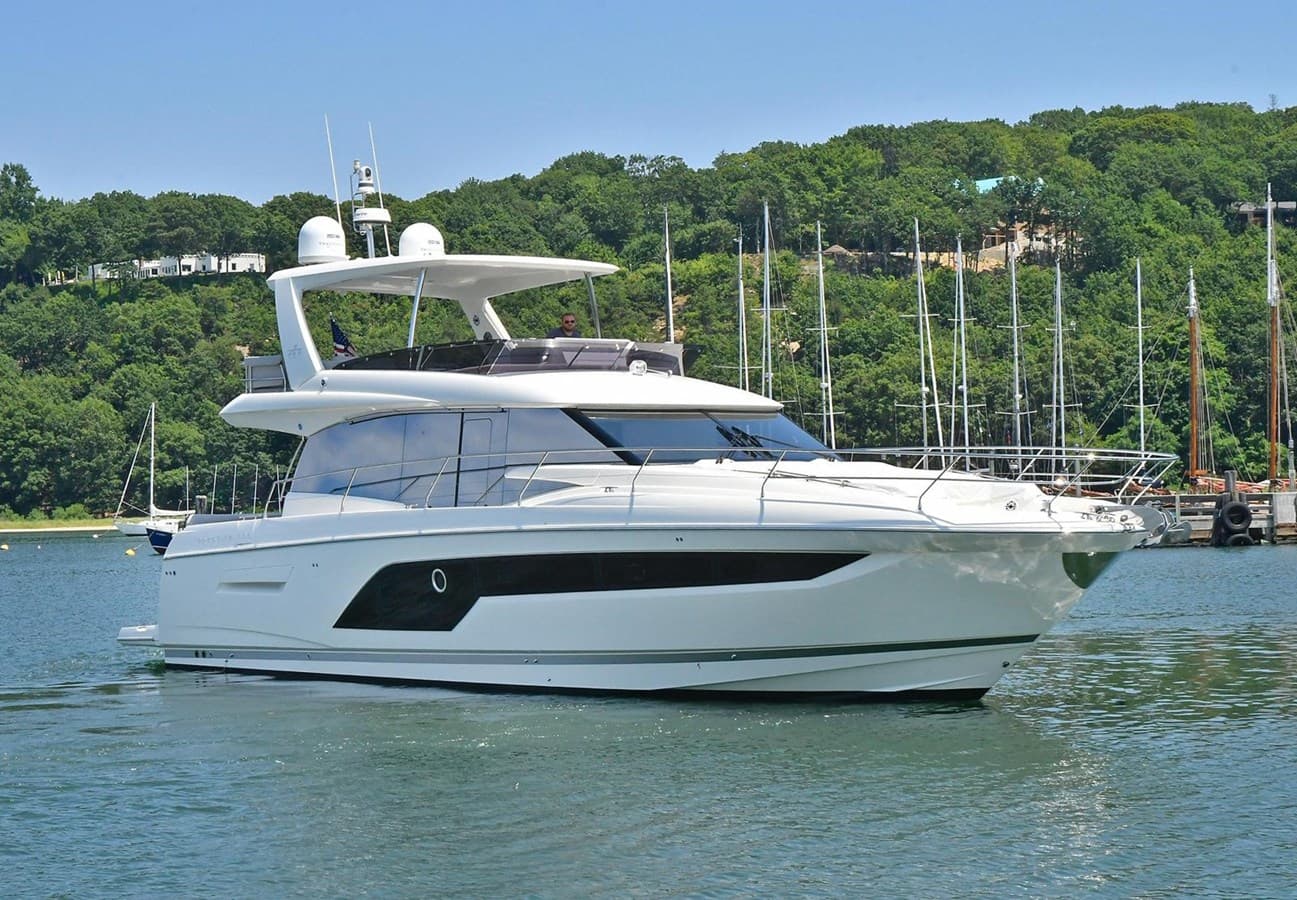 2020 PRESTIGE 59FT — 2020 · 59.32' · 3 Cabins · Pre-Owned