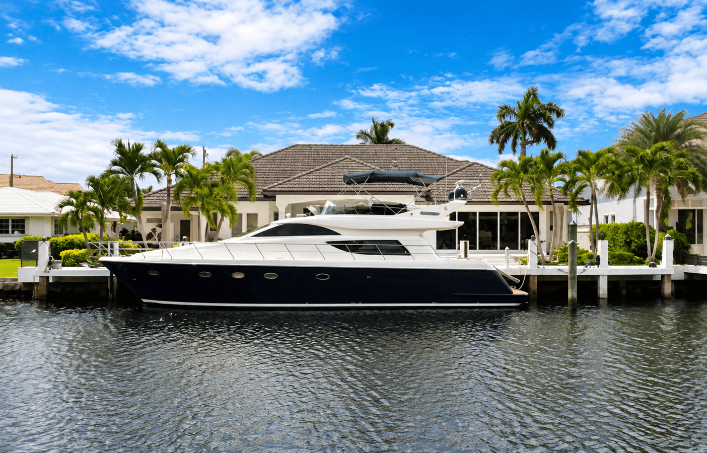 LIBERTY — 2003 · 54.99' · 3 Cabins · Pre-Owned