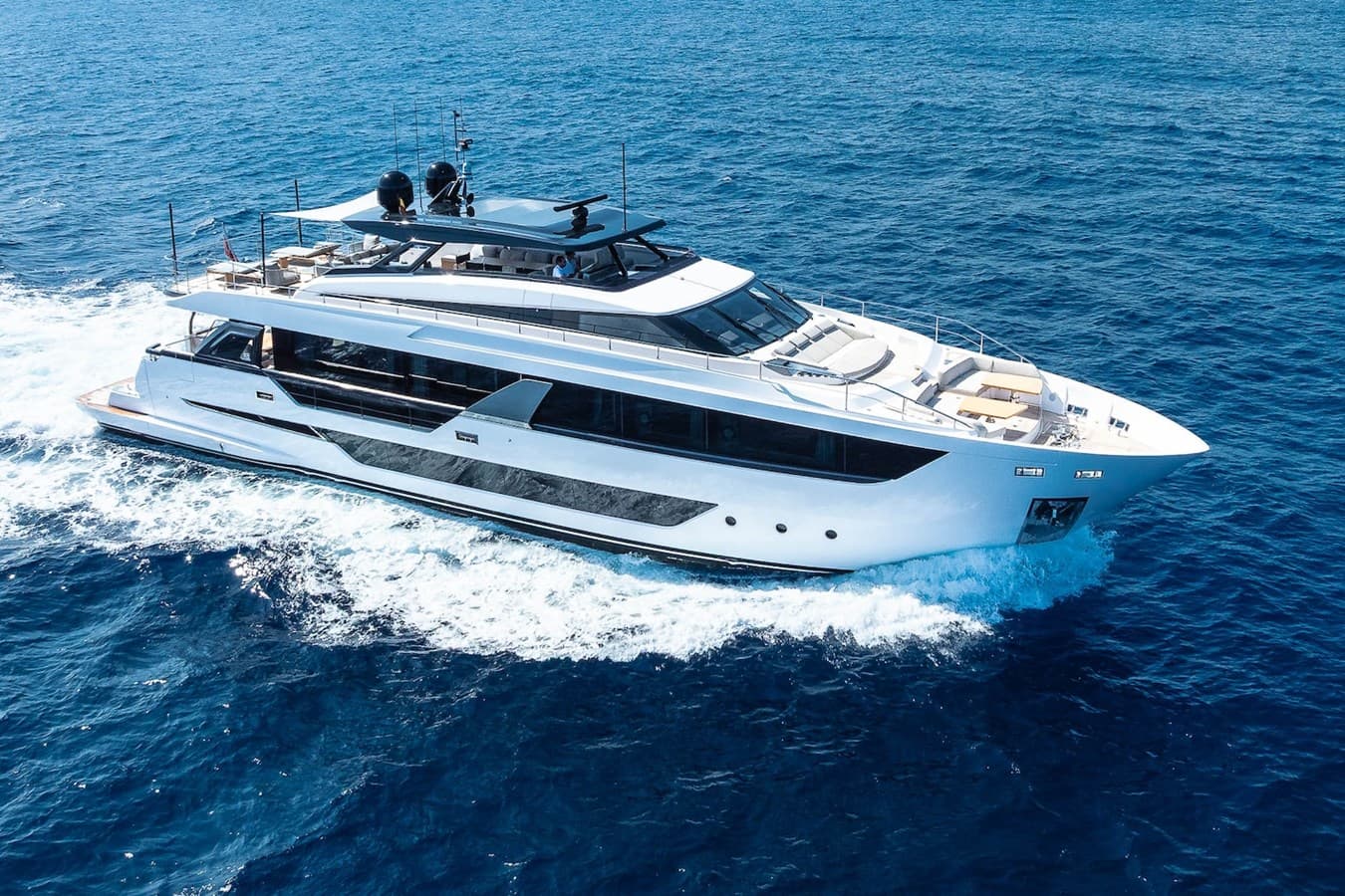 FREYA — 2025 · 98.85' · 5 Cabins · Pre-Owned