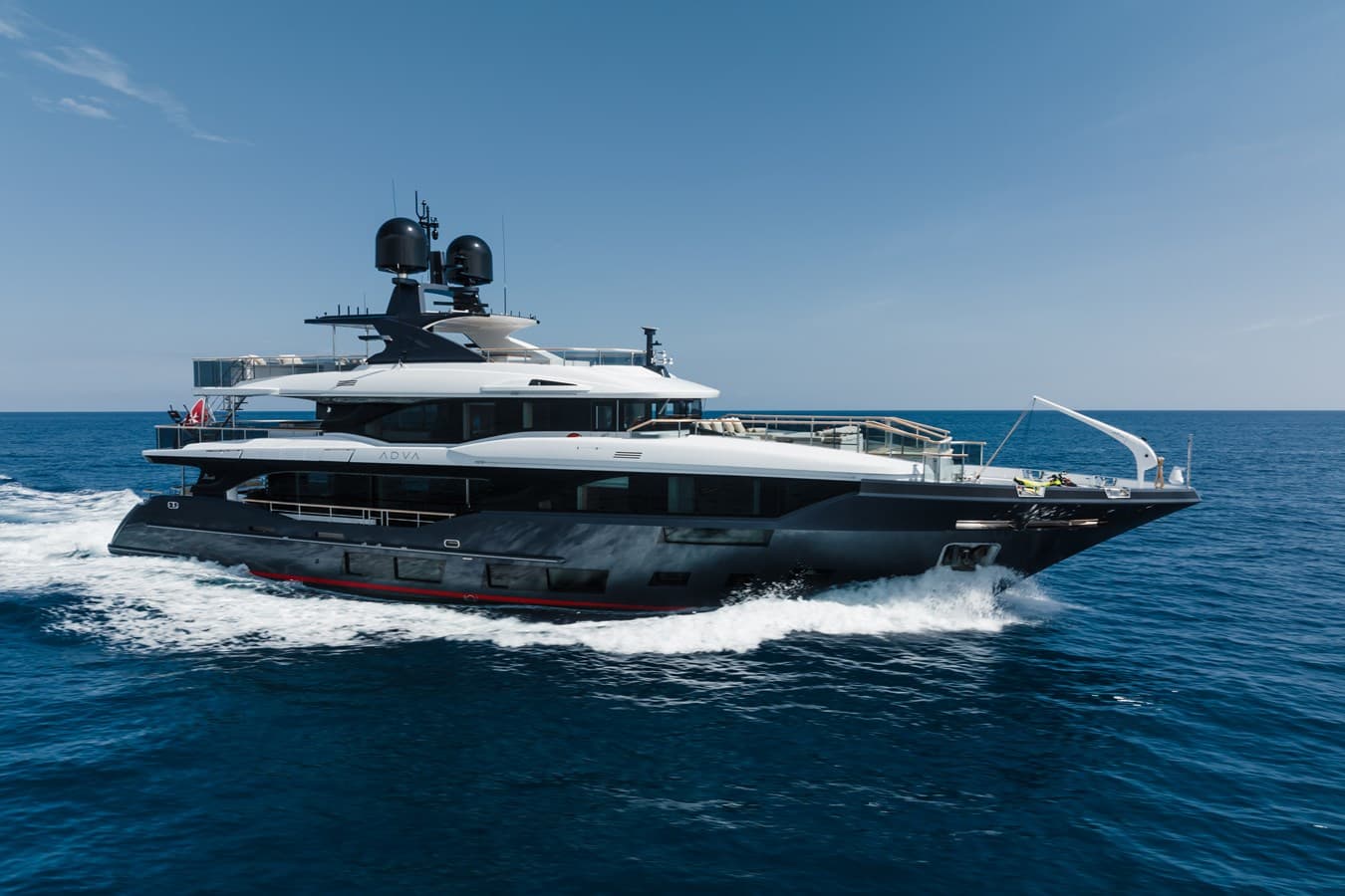 ADVA — 2020 · 115.81' · 5 Cabins · Pre-Owned