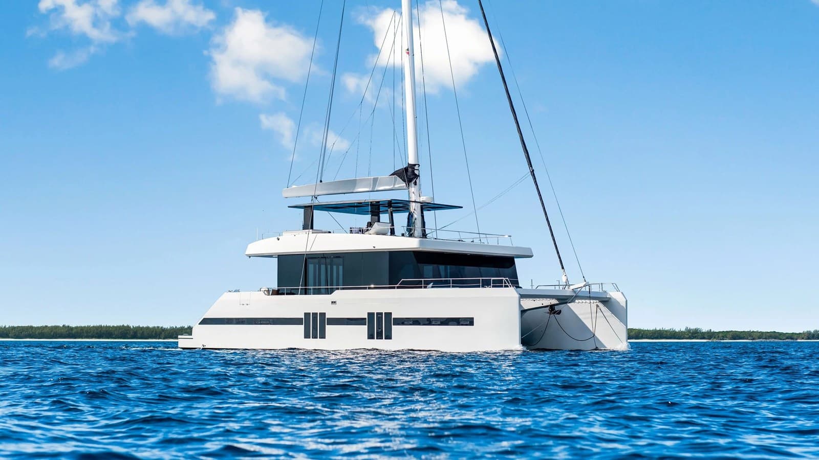 MIDORI — 2016 · 68.9' · 4 Cabins · Pre-Owned