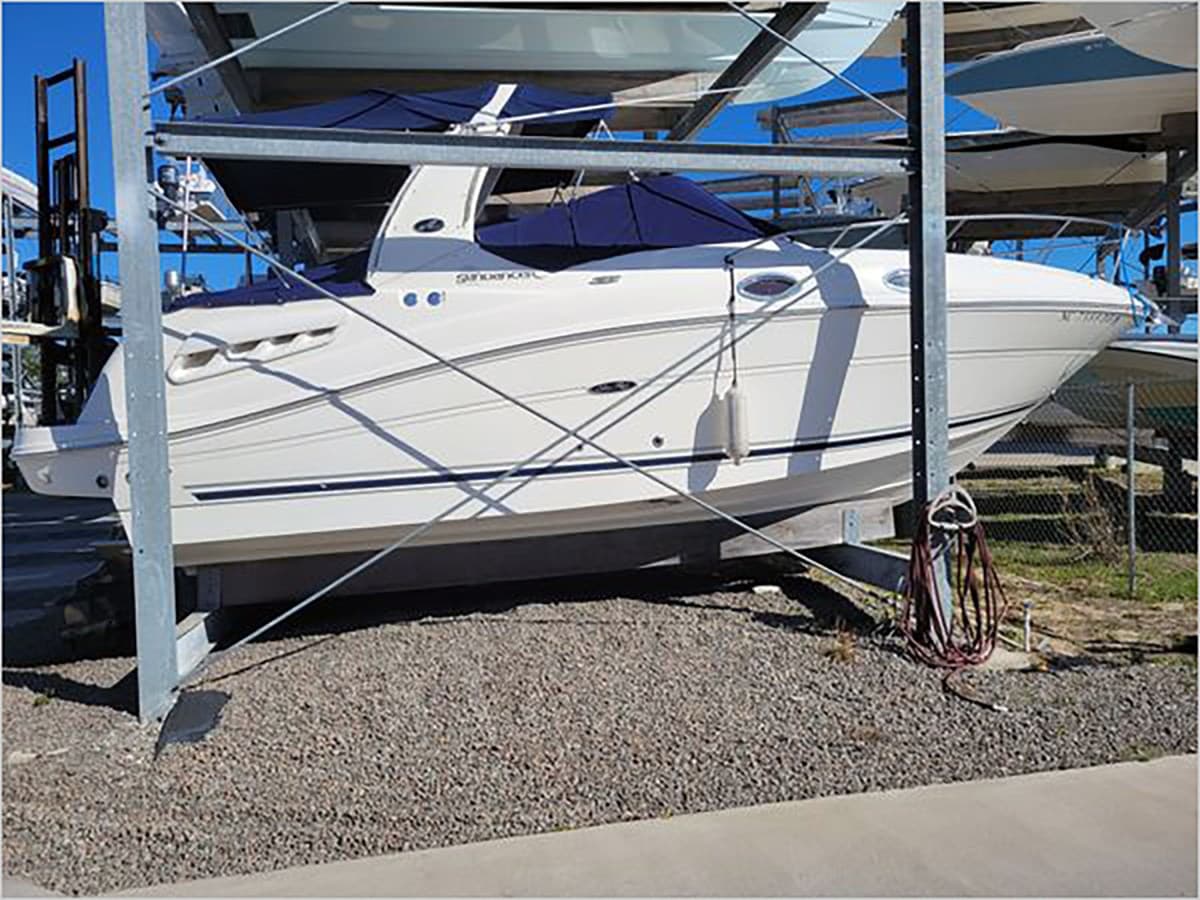 26' SEA RAY 2007 260 DA — 2007 · 26.08' · 1 Cabin · Pre-Owned